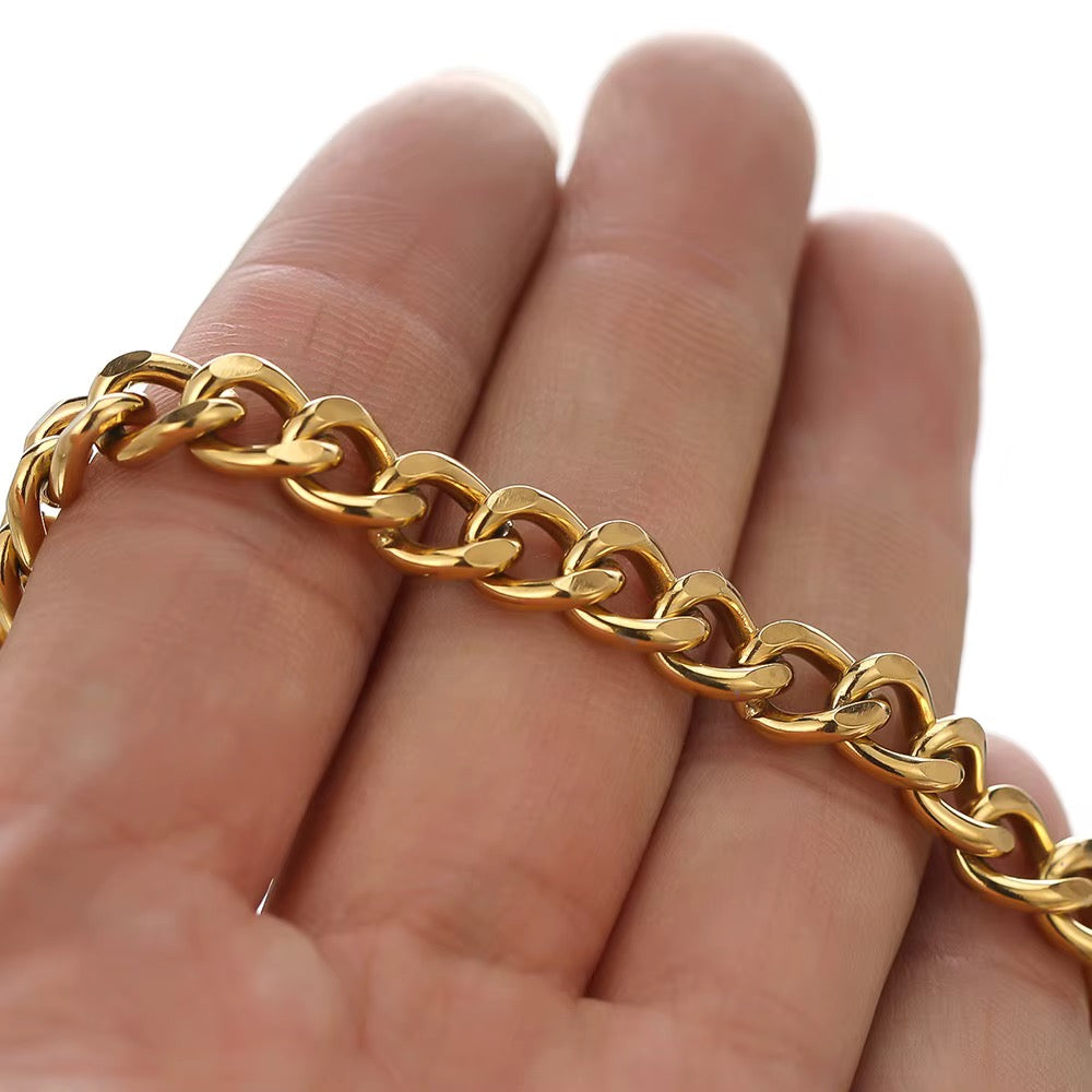 Cuban Link Chain Gold