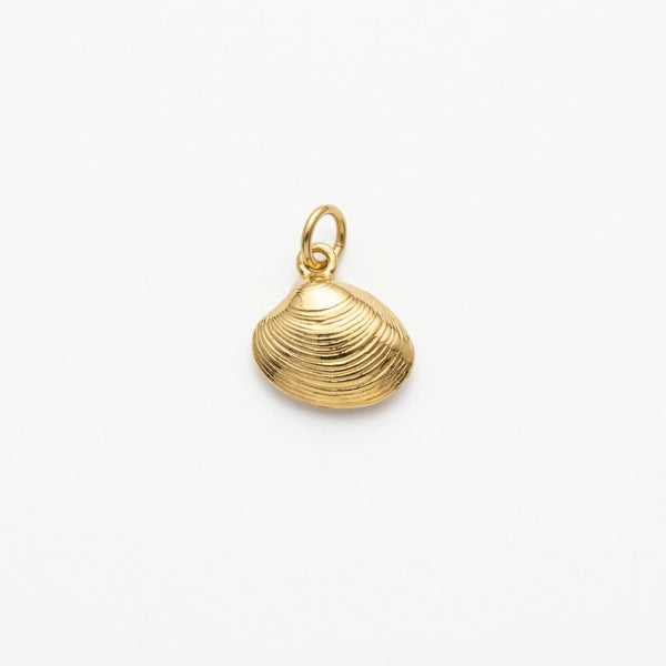 Clam Shell Charm Gold